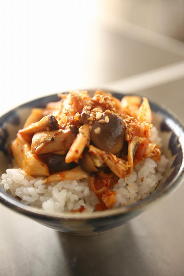 画像: 水曜日はキノコの旨味がイイ、キノコ炒め