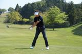 画像: ボールを右から見る感じです