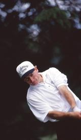 画像: ジム・フューリックは息を止めている様子