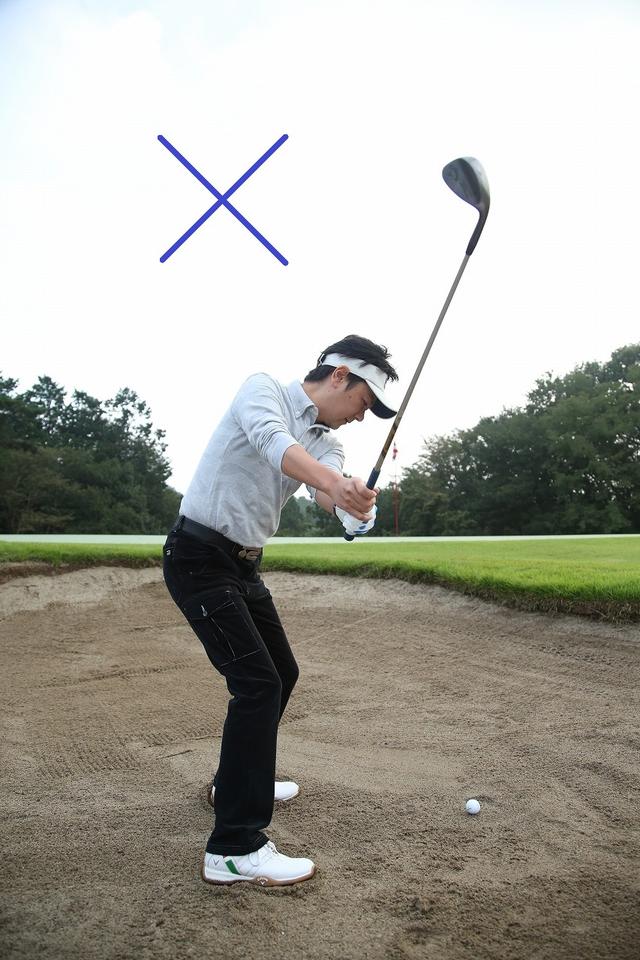 画像4: ピン近バンカー攻略法!アゴが低ければ上からドンがカンタンです