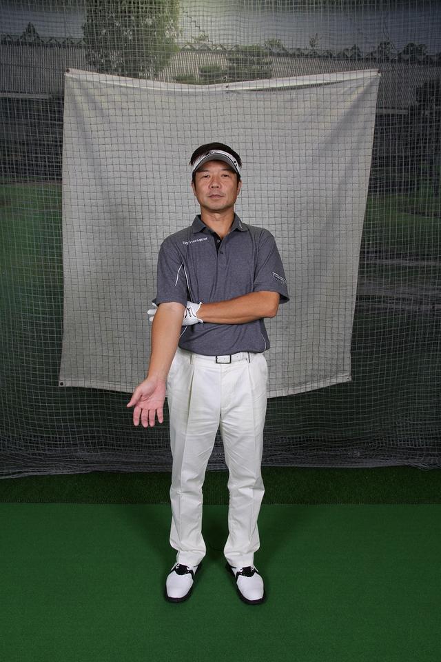 画像7: ″テークバック″は背中で上げる!ひじと手首を動かす方向がポイントです
