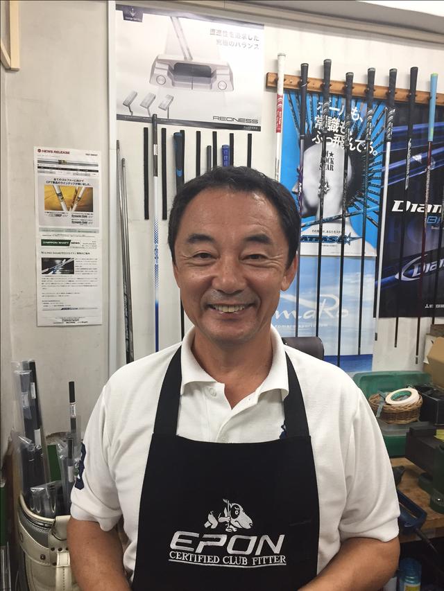 画像: 「ゴルフレンド日本橋」で日夜クラブのチューンに勤しむ。アマチュアだけでなく、プロゴルファーからの信頼も得る名クラフトマン