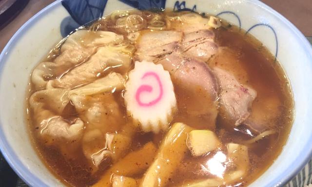 画像: チャーシューとワンタンの相性バツグン
