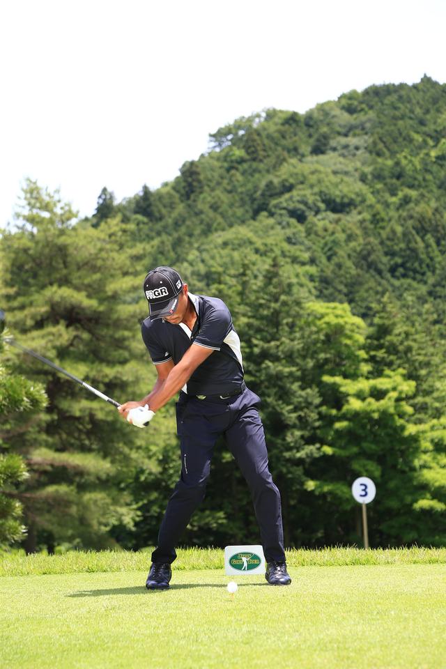 画像: タメが強すぎないので入射角が適度にシャローになる