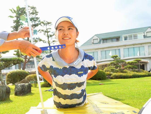 画像: 記録は48.3センチ。先日プロ初優勝を果たした彼女がここでランクイン。