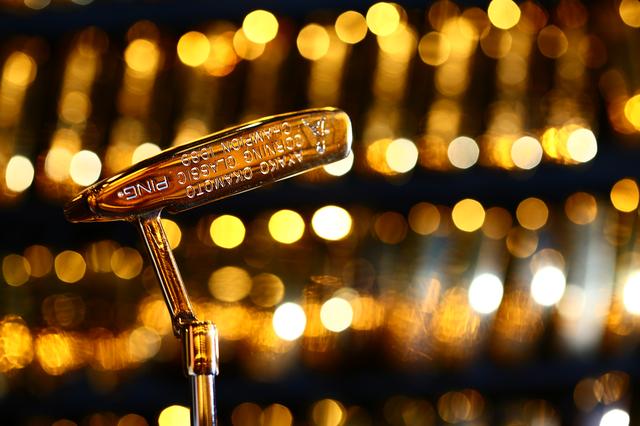 画像: 岡本綾子プロが1989年に「LPGAコーニングクラシック」制した際に送られたものを発見。岡本プロといえば同社の「B60」を長く愛用したことでも知られる