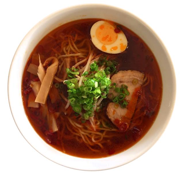 画像: 辛い醤油ラーメン