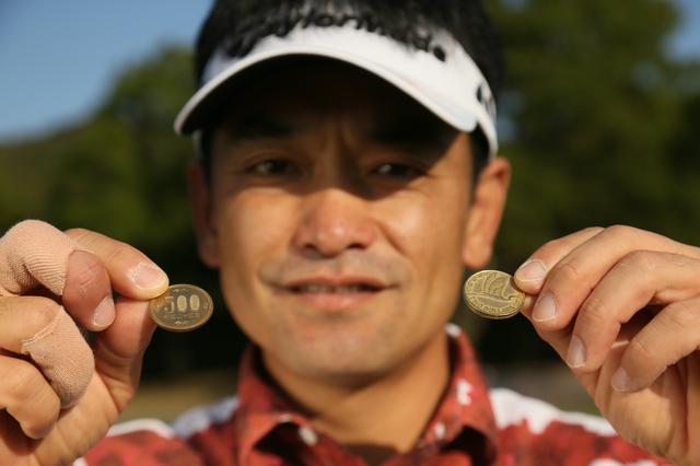 画像: ニュージーランドの2ドルコインは大きさ、厚み、色も気に入っている