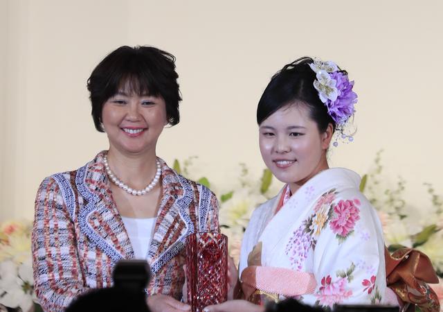 画像: 着物姿がよく似合っていました