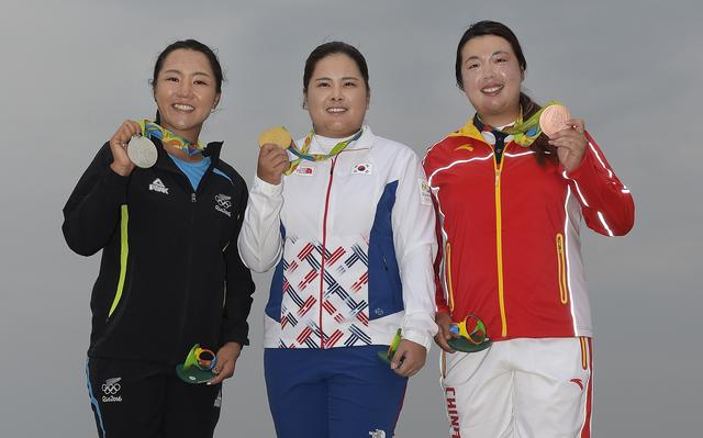 画像: 五輪の2位(コー、左)、3位(シャンシャン、右)が同門になる!?
