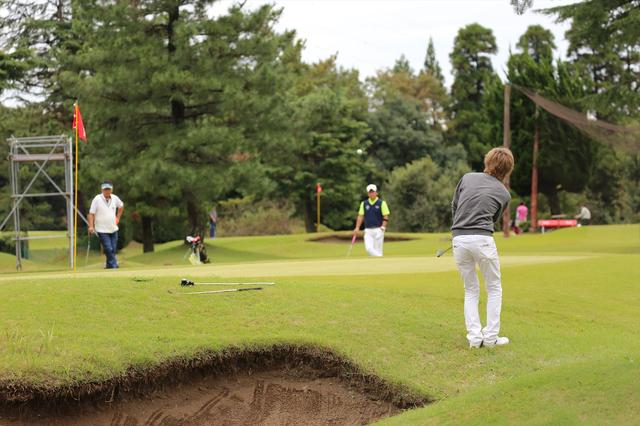 画像: 昨年の10月に北谷津ゴルフガーデンで開催された決勝大会の模様