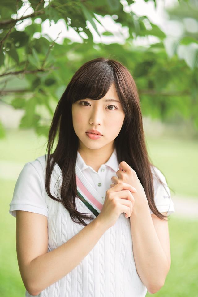 画像: あつみ・ゆりえ、1995年5月21日生まれ。165センチ・B81・W61・H86