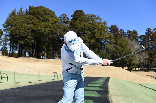 画像: 「クロスハンドは自然にヘッドが返ります」