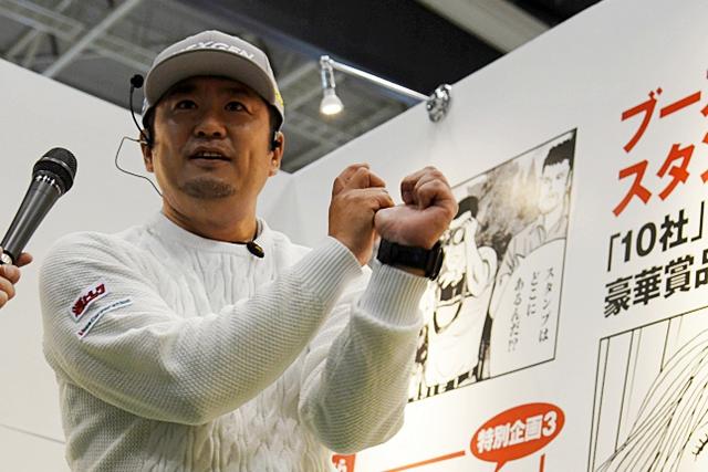 画像: ひじを体の前に置くと、スウィングに「いいことばかり」