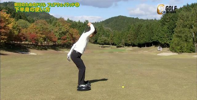画像: かかとに体重が乗っている悪い例