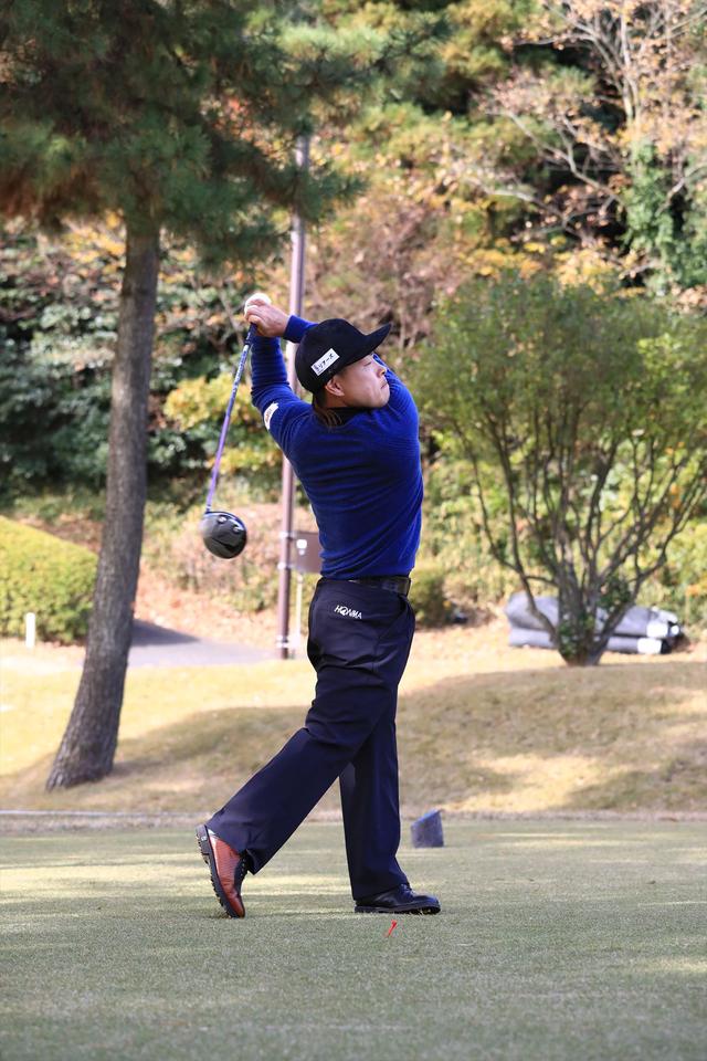 画像17: 小柄だけど300ヤード! 藤本佳則の飛ばしの秘密“地面反力”ってなに?