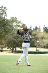 画像22: 吉田弓美子のコック少なめ“タメない高弾道”を見習おう【勝者のスウィング】