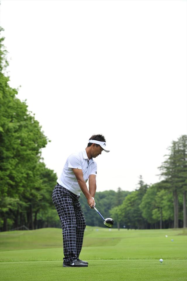 画像3: クラブを振る面が見える!? 久保谷健一のオンプレーンスウィング【勝者のスウィング】