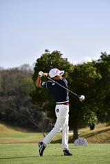 画像16: 身長165センチで290ヤードの秘密。今平周吾の「左ひざ」【勝者のスウィング】