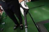 画像: 左右にグリグリ回しています