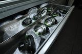 画像: ヘッド内部の2本のバーにより、クラウンとソールの上下へのたわみを抑え、フェースのたわみを最大化させてボール初速を上げる「JAIL BREAKテクノロジー」を搭載。突き抜ける飛びを実現する低スピンドライバー