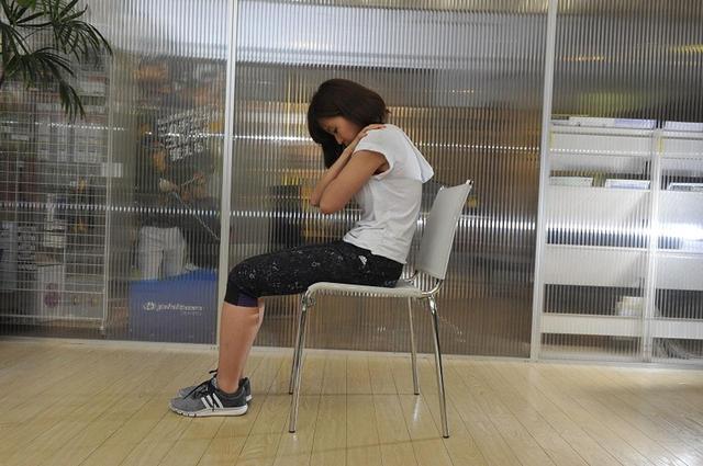 画像: 腹筋を意識して動かそう