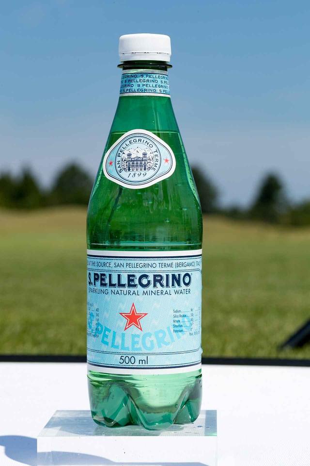 画像: 炭酸水が疲れを癒す。疲労物質の乳酸と結合して疲労回復を行う。硬水だとなお良し