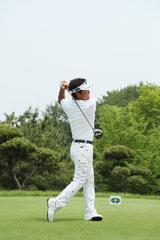 画像28: 宮本勝昌の飛んで曲がらない「立て立て」スウィング【勝者のスウィング】