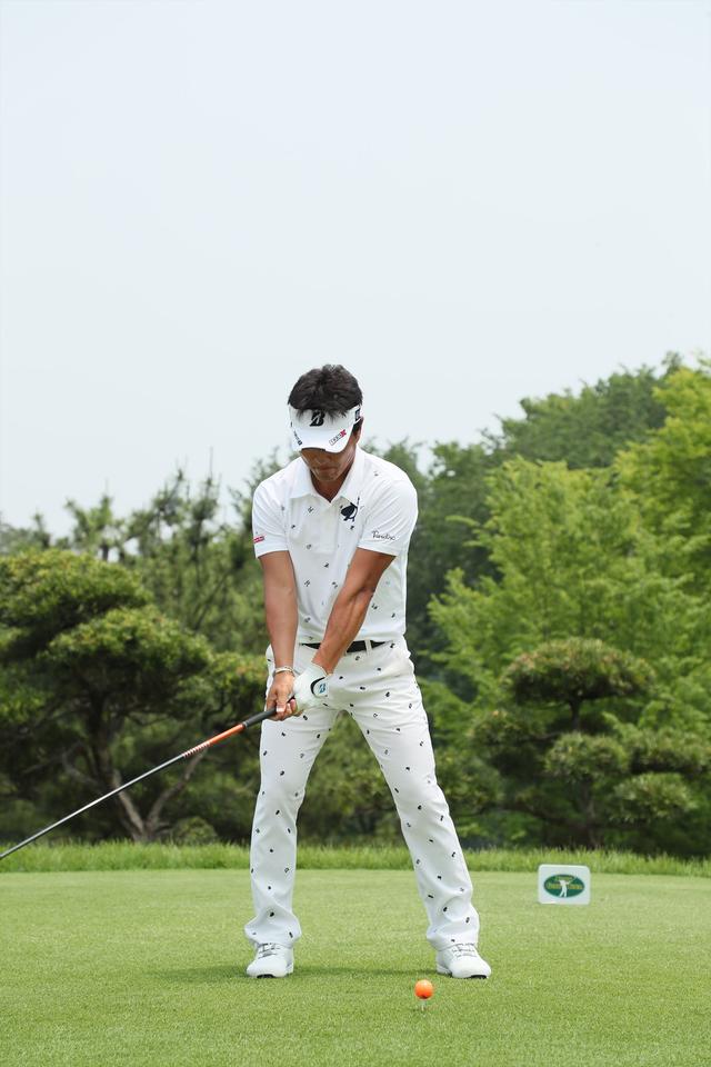 画像4: 宮本勝昌の飛んで曲がらない「立て立て」スウィング【勝者のスウィング】
