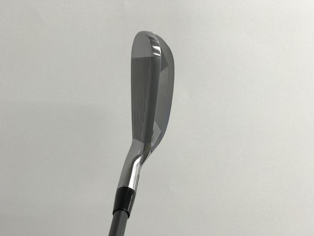 画像: 構えたときに見えるソール部分。これを「やさしそう」と感じるか、違和感を覚えるかで激飛び系アイアンの評価は異なる