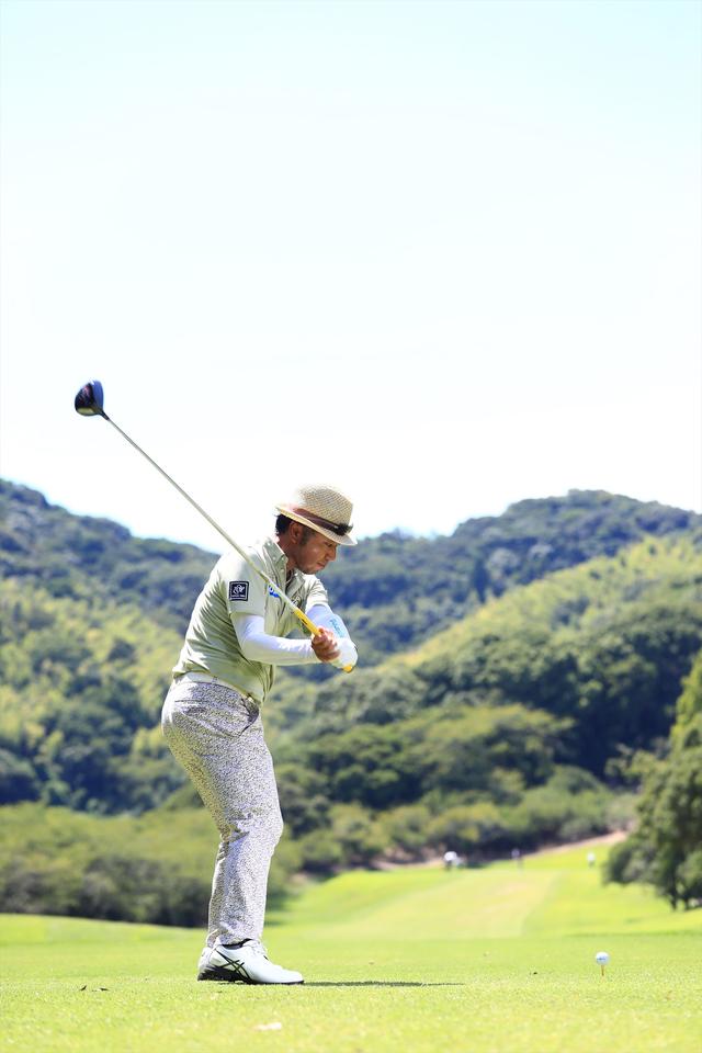 画像8: 衰えを知らない44歳、片山晋呉の究極オンプレーン【勝者のスウィング】