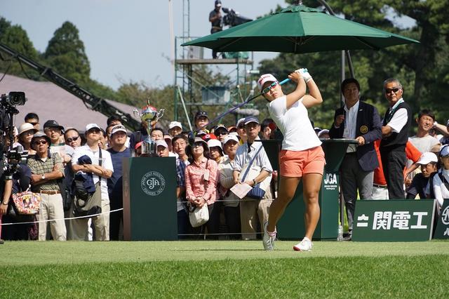 画像: 下半身の強化が飛距離とスウィングの安定、そして2週連続優勝へとつながった