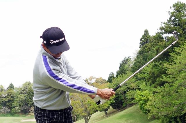画像2: 手をカラダの正面にキープできると、球がつかまってラインが出せる