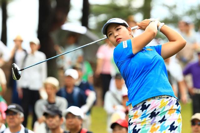 画像: プレッシャーの中で飛ばせるささき。今後も注目の選手だ(写真は2018年のスタンレーレディス 撮影/大澤進二)