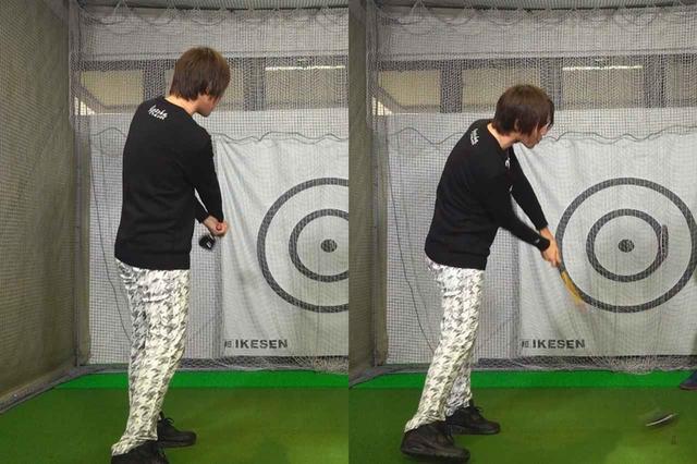 画像: まずは左に飛んでもいいので、フェースを返すことを意識してスウィング(写真左)。そのクラブの動きを変えずに右方向にボールが飛ぶように打ってみよう