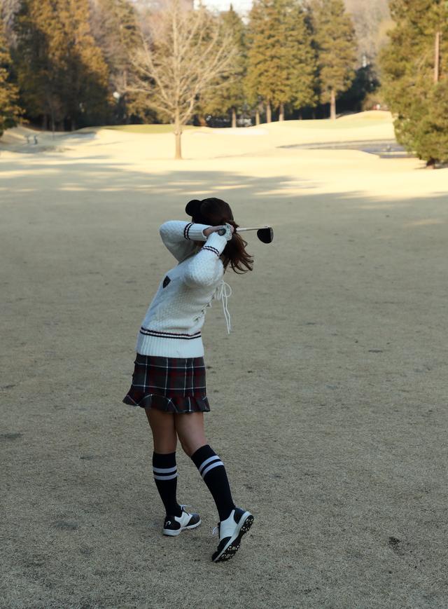 画像: 「いっけなーい! 池の方向だわ」