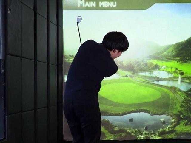 画像: まっすぐ飛ばないのはフォローが大きすぎるから