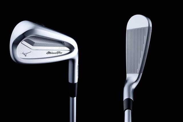 画像: Mizuno Pro 920はダブルポケットキャビティ構造でやさしく飛ばせる軟鉄鍛造アイアン。適度なグースネックで、つかまりも非常にいい