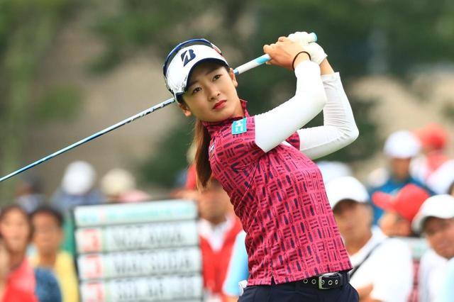 画像: 最も優勝が期待される新人のひとり松田鈴英もゴルフノートを書いているという(写真は2019年のNEC軽井沢72ゴルフトーナメント 撮影/大澤進二)
