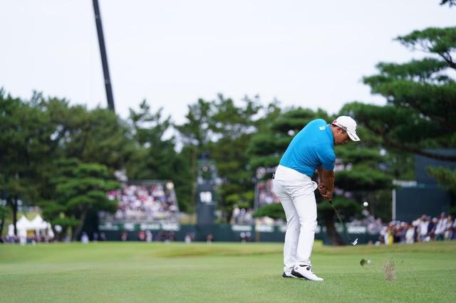 画像: 塩見がスコアを落とし、途中トップに立った堀川未来夢もこの日の主役のひとり