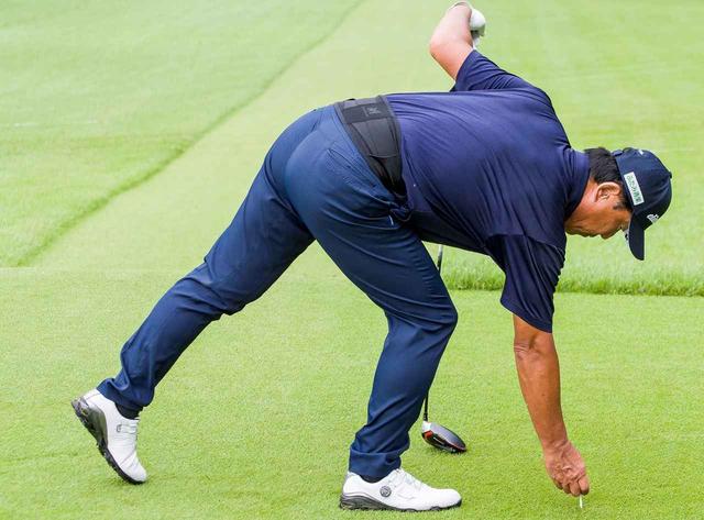 画像: 立体構造でストレッチ性も抜群。ちょっとした動きもストレスフリーだ