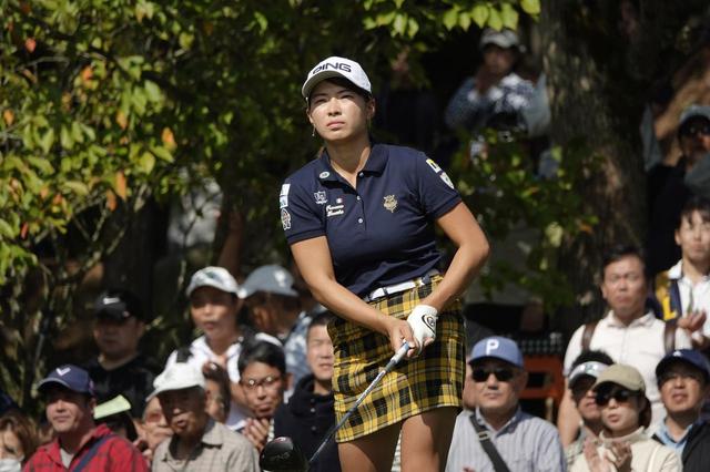 画像: NOBUTA GROUPマスターズGCレディース最終日、渋野日向子は9位タイから上位進出を狙ったが……