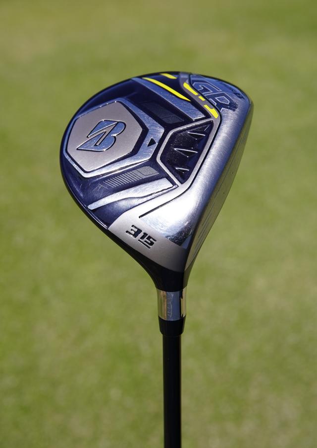 画像: 運ぶようにポイントを狙い打つ。3W「ブリヂストン ツアーB JGR」(15度)