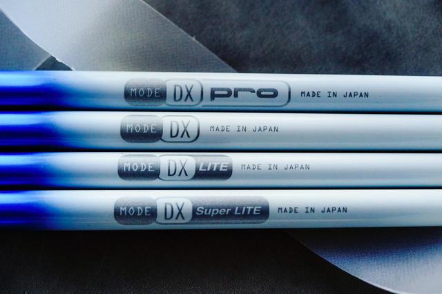 画像: マルチフレックス(あらゆるHSに対応)で、30g台の「DX Super LITE」から60g台の「DX pro」まで4つの重量帯をラインナップ