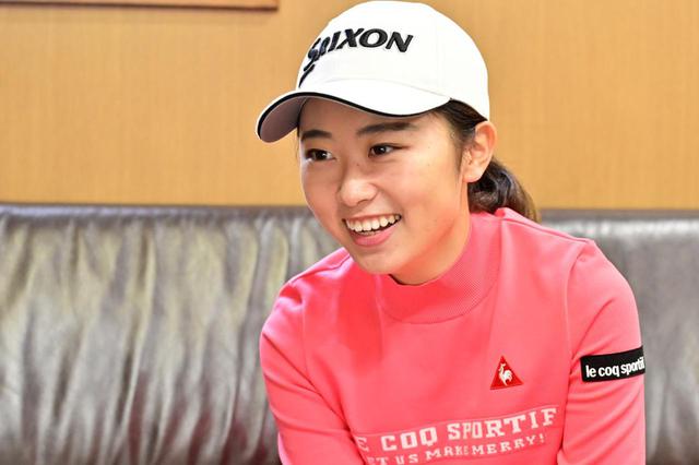 画像: プレー中は真剣に取り組んでいるのが印象的だが、19歳らしい笑顔もみられた(撮影/有原裕晶)
