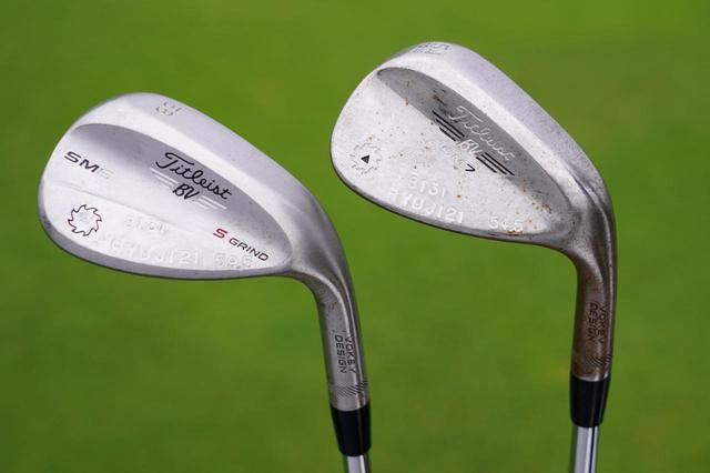 画像: 2019年シーズンのサンドセーブ率1位を支えたウェッジが「ボーケイ SM7」(54.5度)。ソールの形状は抜けの良さにとことんこだわっている。「ボーケイ SM6 Sグラインド」(59.5度)は、寝かせて59.5度にしている。