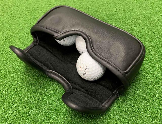 画像: マレット型のパターカバーにボールを4個入れると、ちょうどいい重さの障害物になってくれます