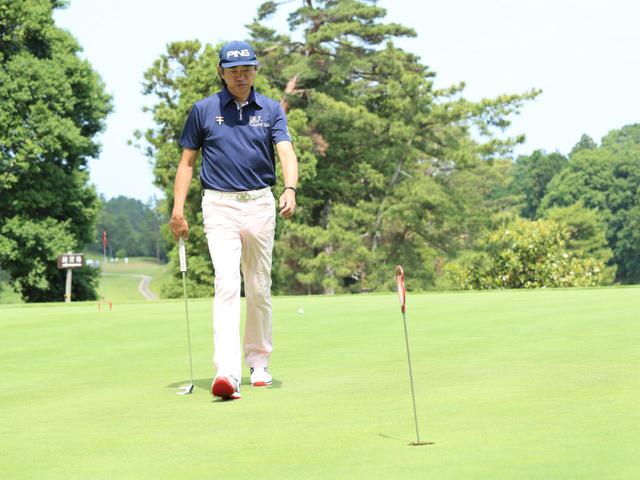 画像: ロングパットの場合は歩測をルーティンにしてほしいと中村は言う(撮影/姉崎正)
