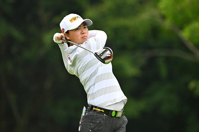 画像: マキロイを思わせるダイナミックなスウィングと飛距離が特徴だGetty Images/JLPGA提供)