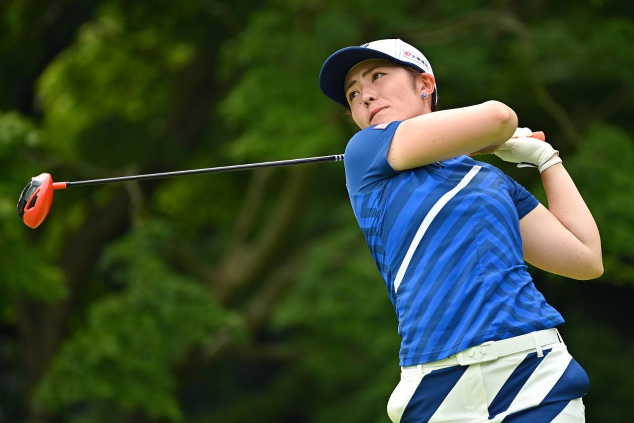 渡邉彩香 20枚限定 ホロスペクトラ 「2年ぶり5度目の優勝」 エポックワン エポック社の公式オンラインショップです。※ホロスペクトラ【渡邉彩香